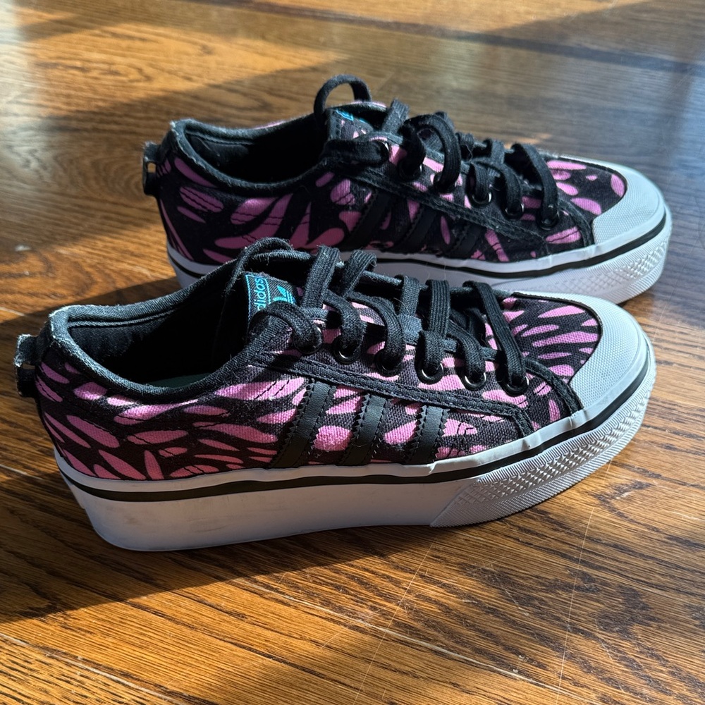 Adidas Nizza Pink and Black Design
